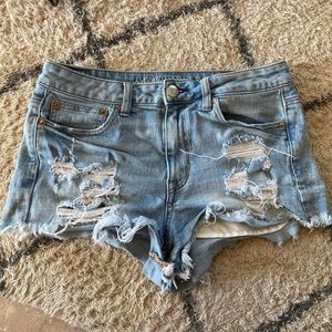 Hi-Rise Festival AEO shorts 💫